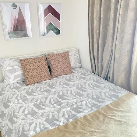 Privee Avec Petit Salon Exterieur